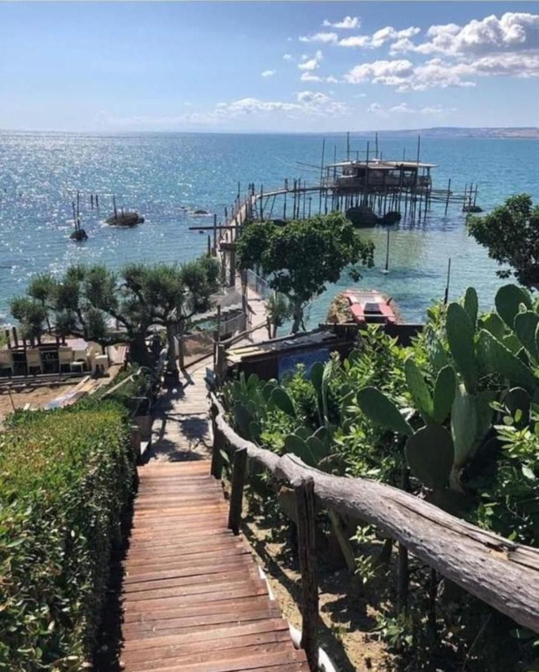 Oltre Confine Fronte Mare Villa มารินา ดิ มอนเตเนโร ภายนอก รูปภาพ